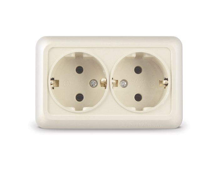 Розетка UNIVersal "Олимп" (арт. Б-0012) бежевая двухместная с/з