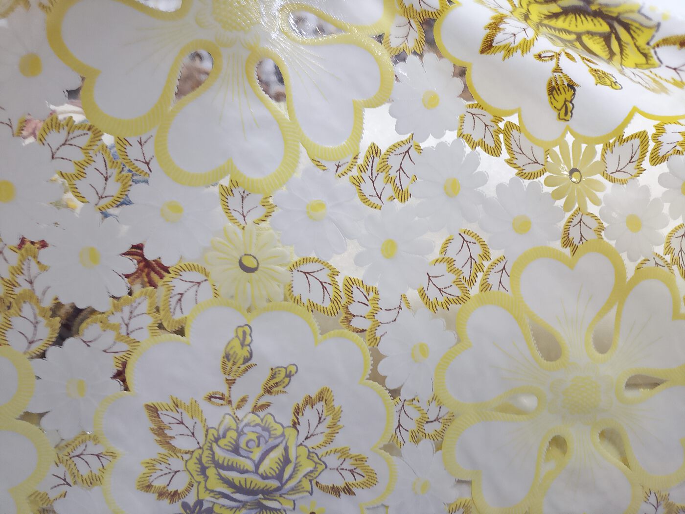 Клеенка Gгасе Лейс ажурная 1,32х22м кор-беж цветы