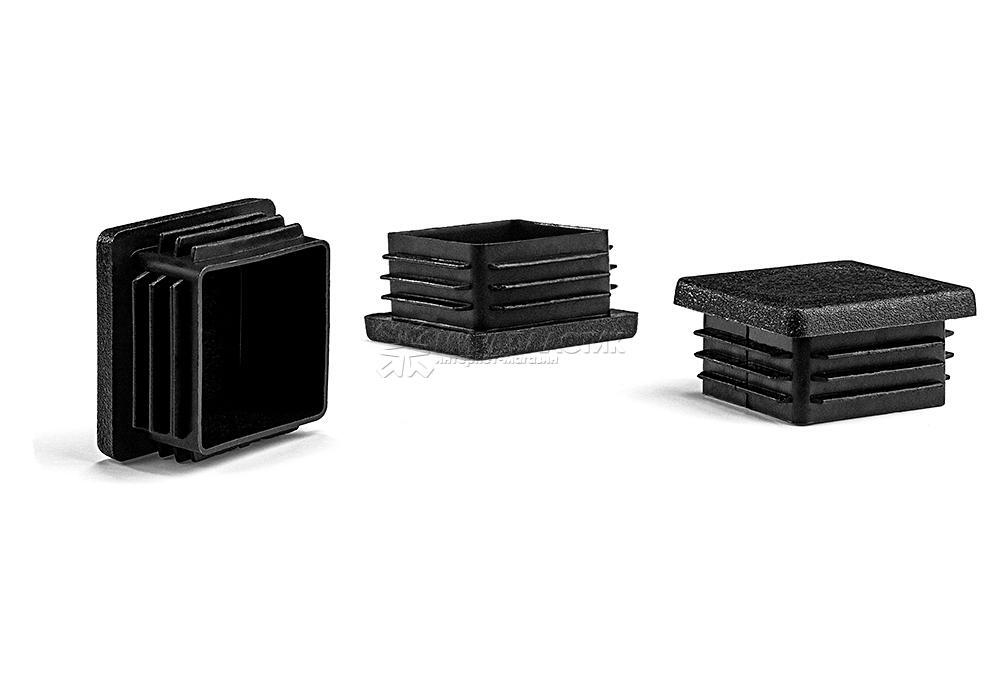 Заглушка для труб квадратная 80*80 черная