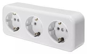 Розетка 3-местная с/з белый STEKKER