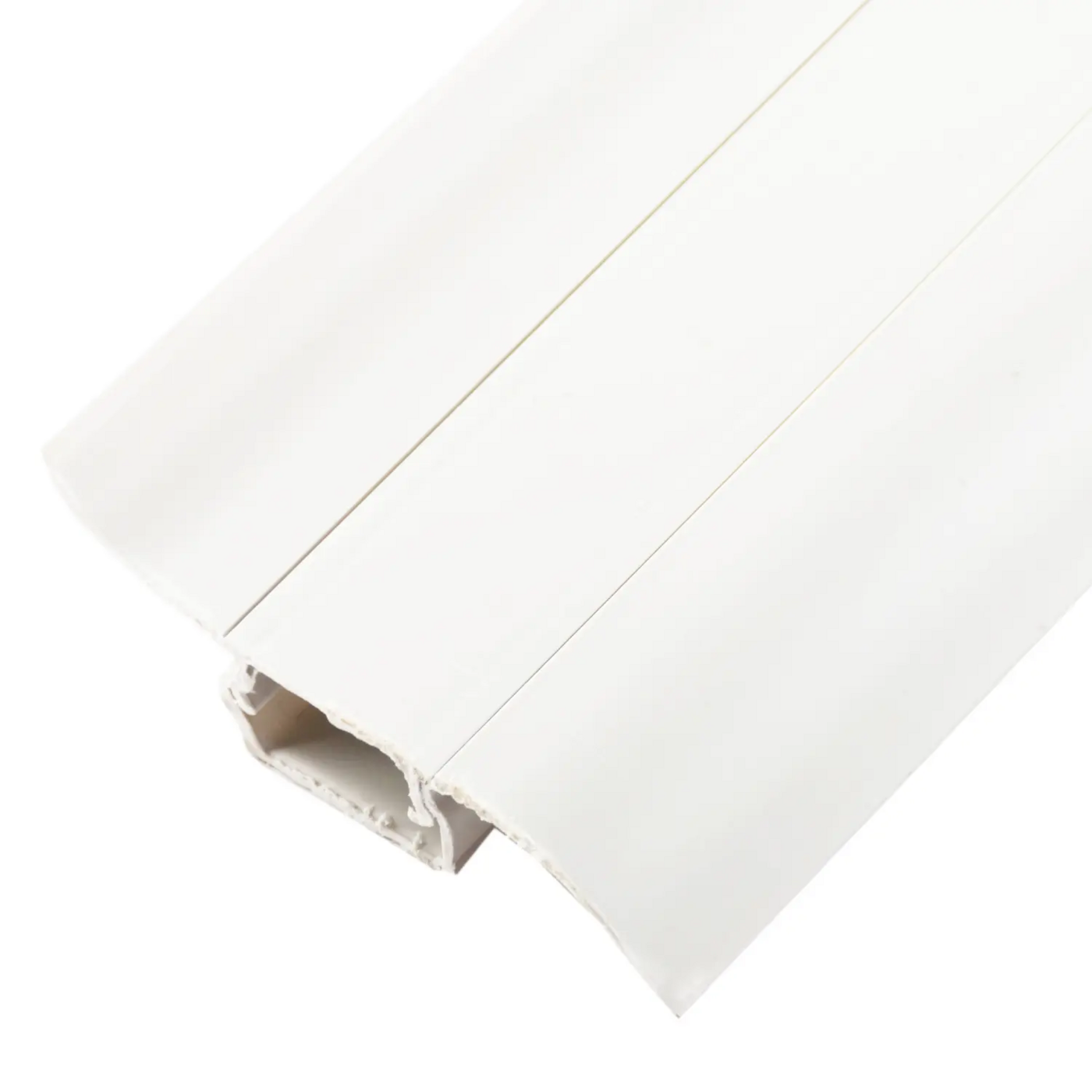 Плинтус 2,2*58мм L045 Белый